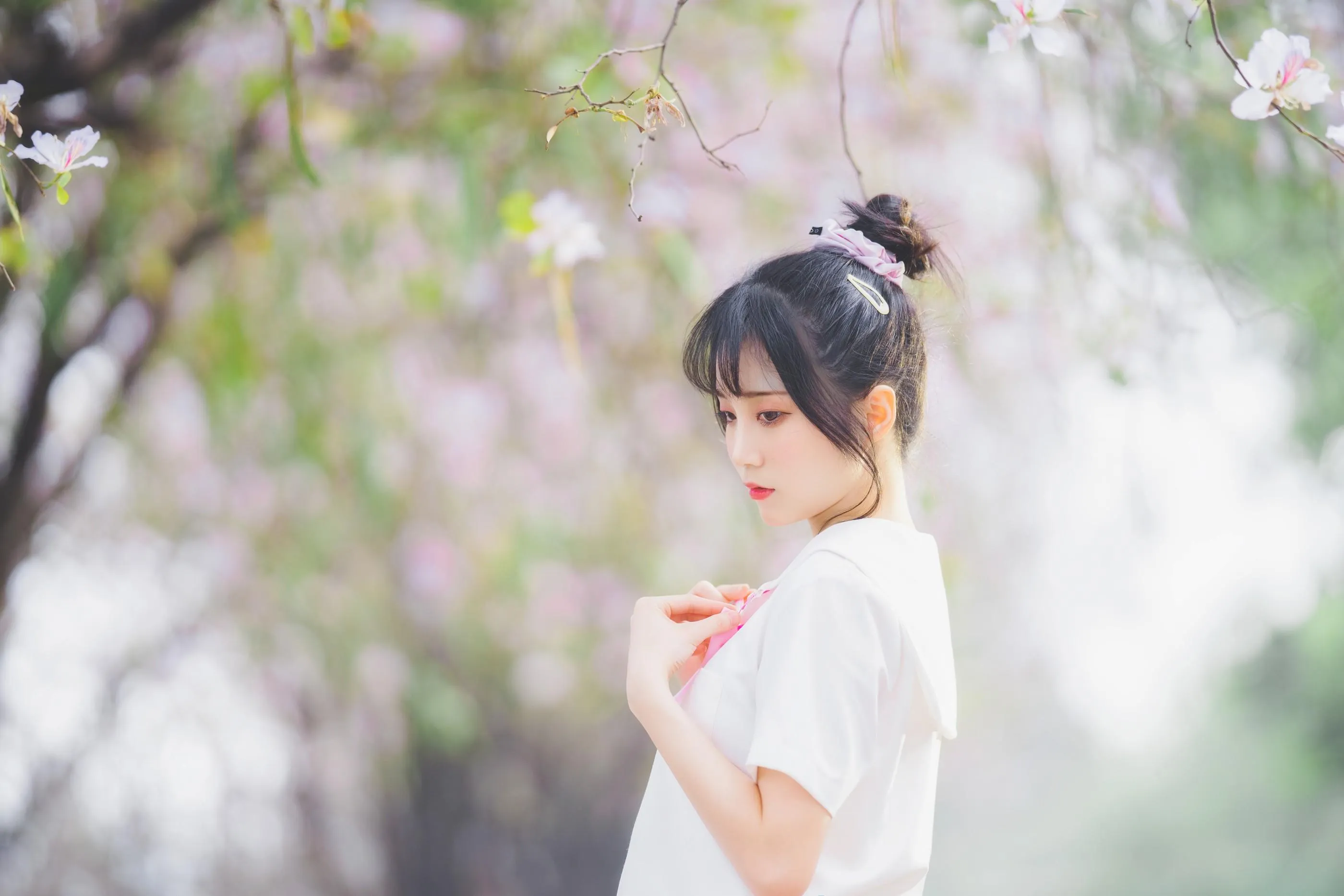 [艺图语] 2022.06.21 花与少女 思涼poi [35P]插图1